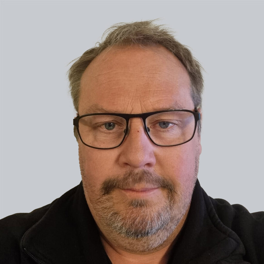 Upplands Markentreprenader - Kontaktkort - Richard Bergö